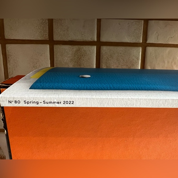 Hermes Magazine Catalog (Spring~Summer 2022) - Picture 6 of 6